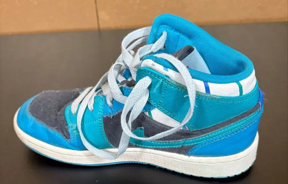 Nike Air Jordan 1 Mid GS Inspired By The Greatest Size 5Y